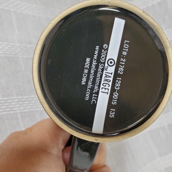 Skelanimals Kit Cat Mug Heart Handle Halloween - Picture 3 of 3